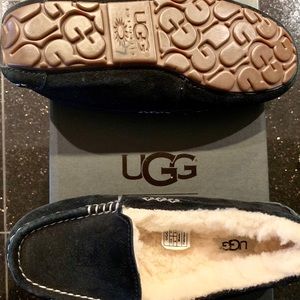 Ugg loafers size 6